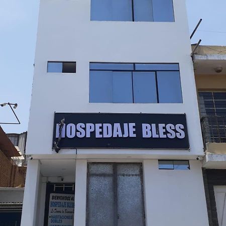 Hospedaje Bless Трухильо Экстерьер фото
